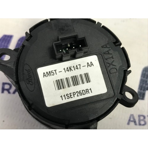Кнопка керма багатофункціональна Ford Focus 3 2011-2017 AM5T14K147AA